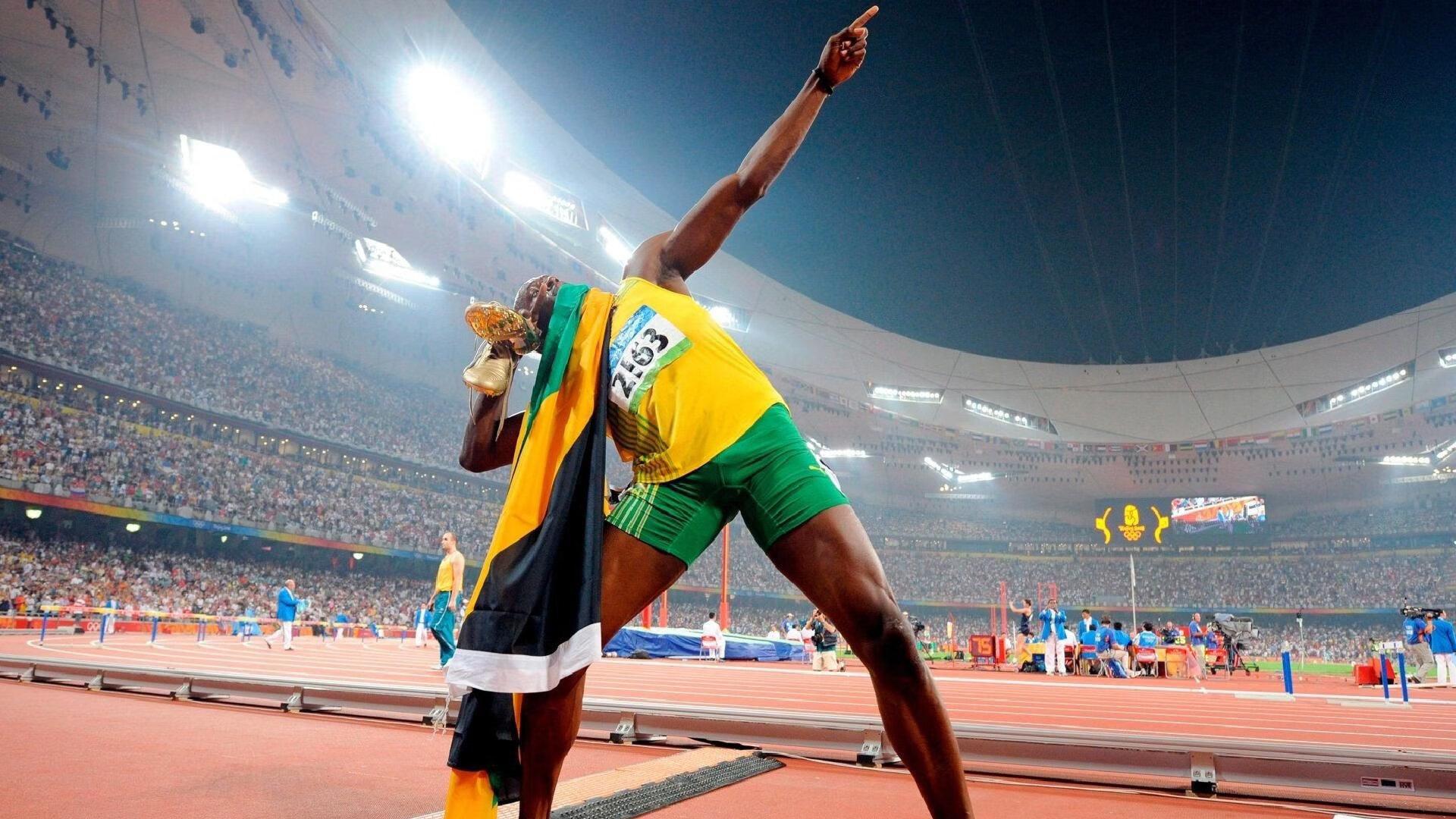 意大利为贝卢斯科尼国葬，米兰球迷送别最伟大主席